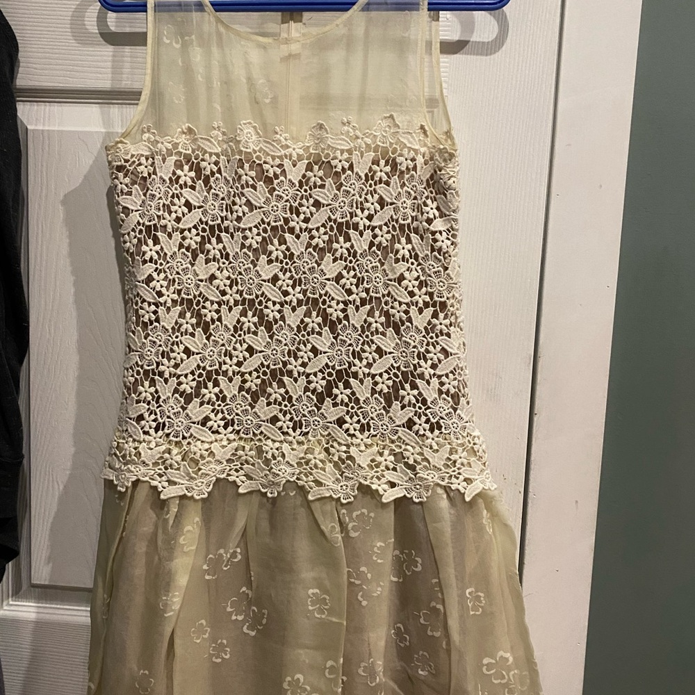 Beautiful auth Red Valentino cream lace
